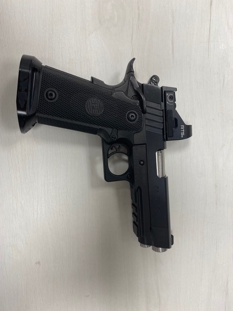 Immagine dell'arma con codice identificativo cfpbjqank1ildx7gbgfz2rzu1ucswm4mktwa5sv8 Immagine dell'arma con codice identificativo cfpbjqank1ildx7gbgfz2rzu1ucswm4mktwa5sv8